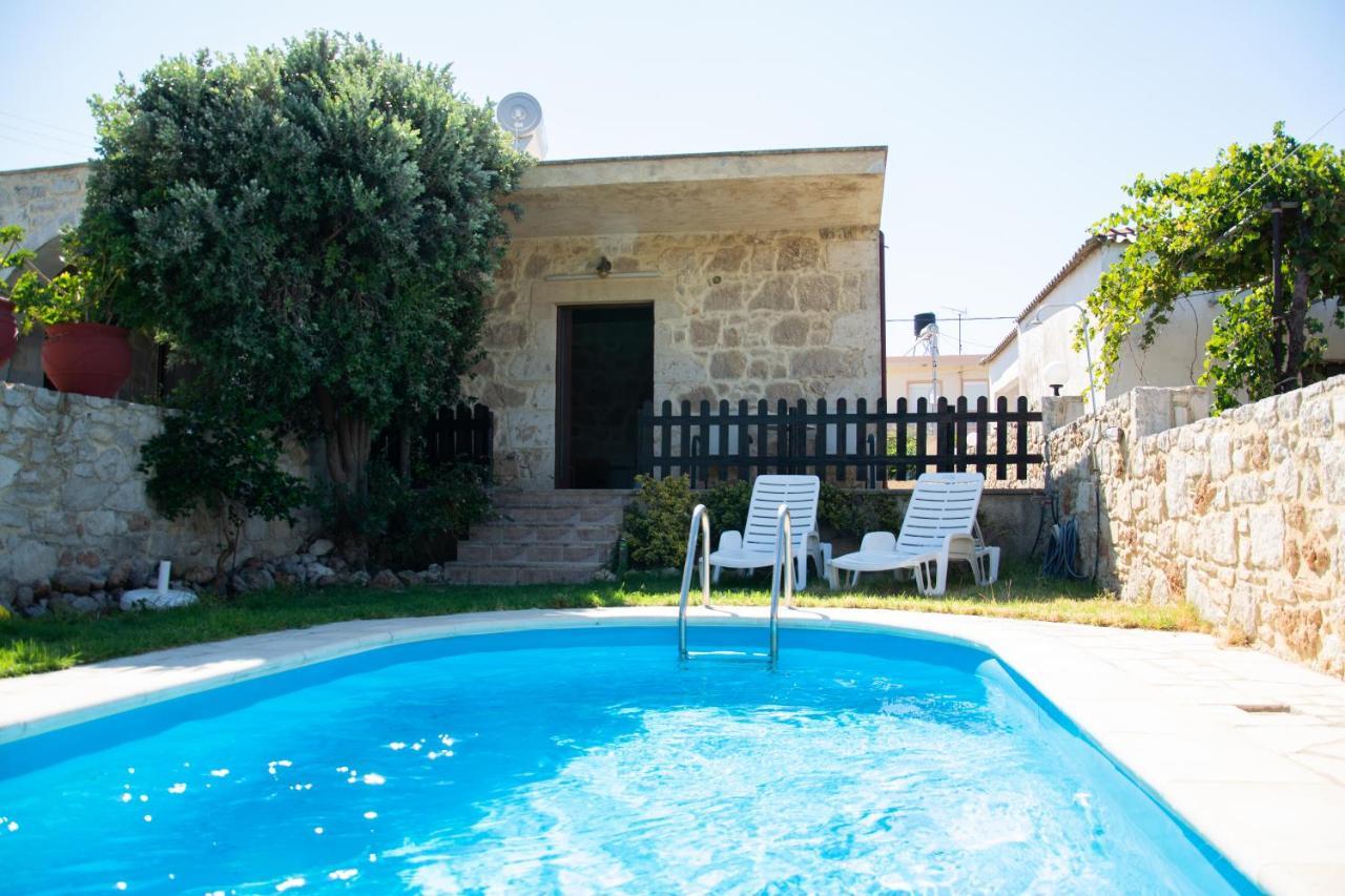 Gramvousá Villa Michaela מראה חיצוני תמונה